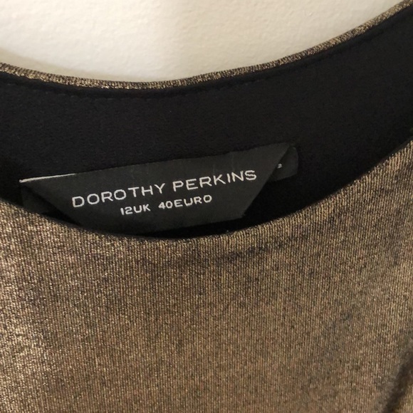 Cute women's dress. - Picture 6 of 6